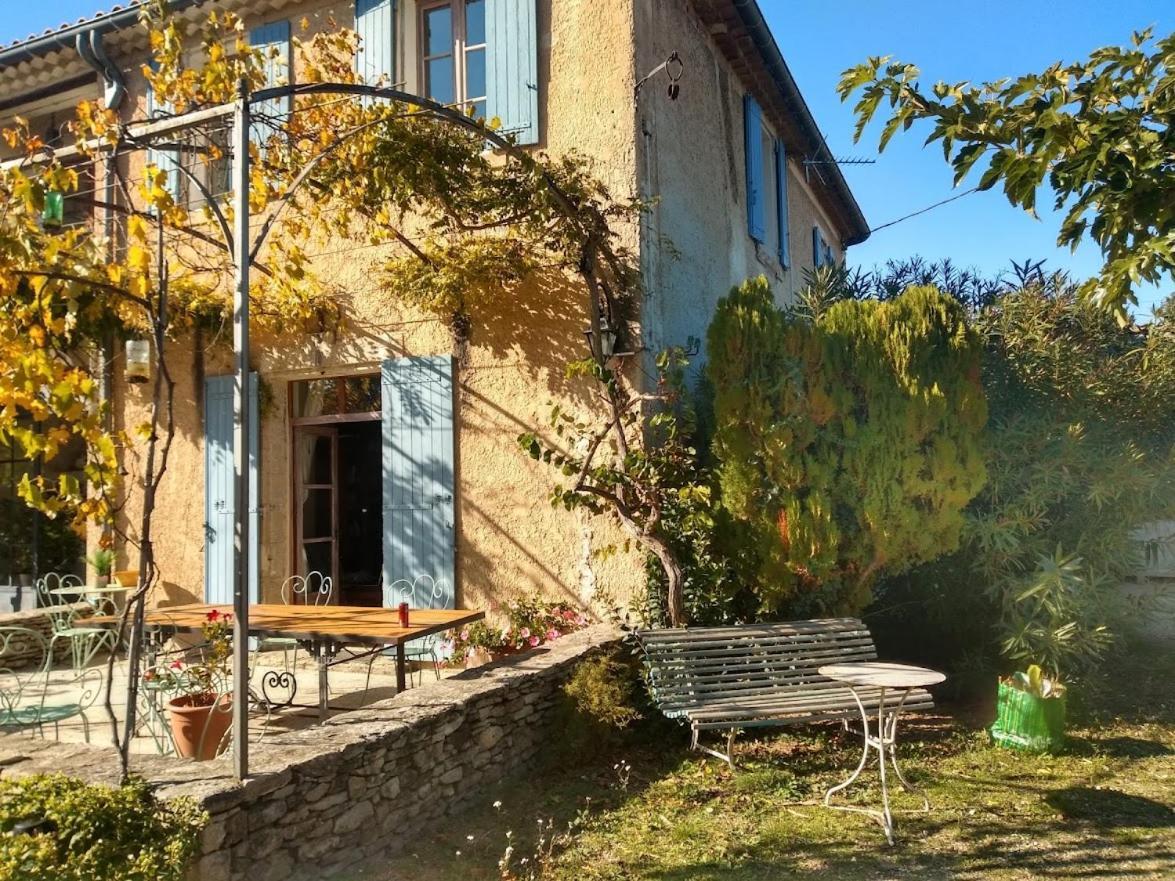 Mas La Vitalis Chambres D'Hotes LʼIsle-sur-la-Sorgue Exteriör bild